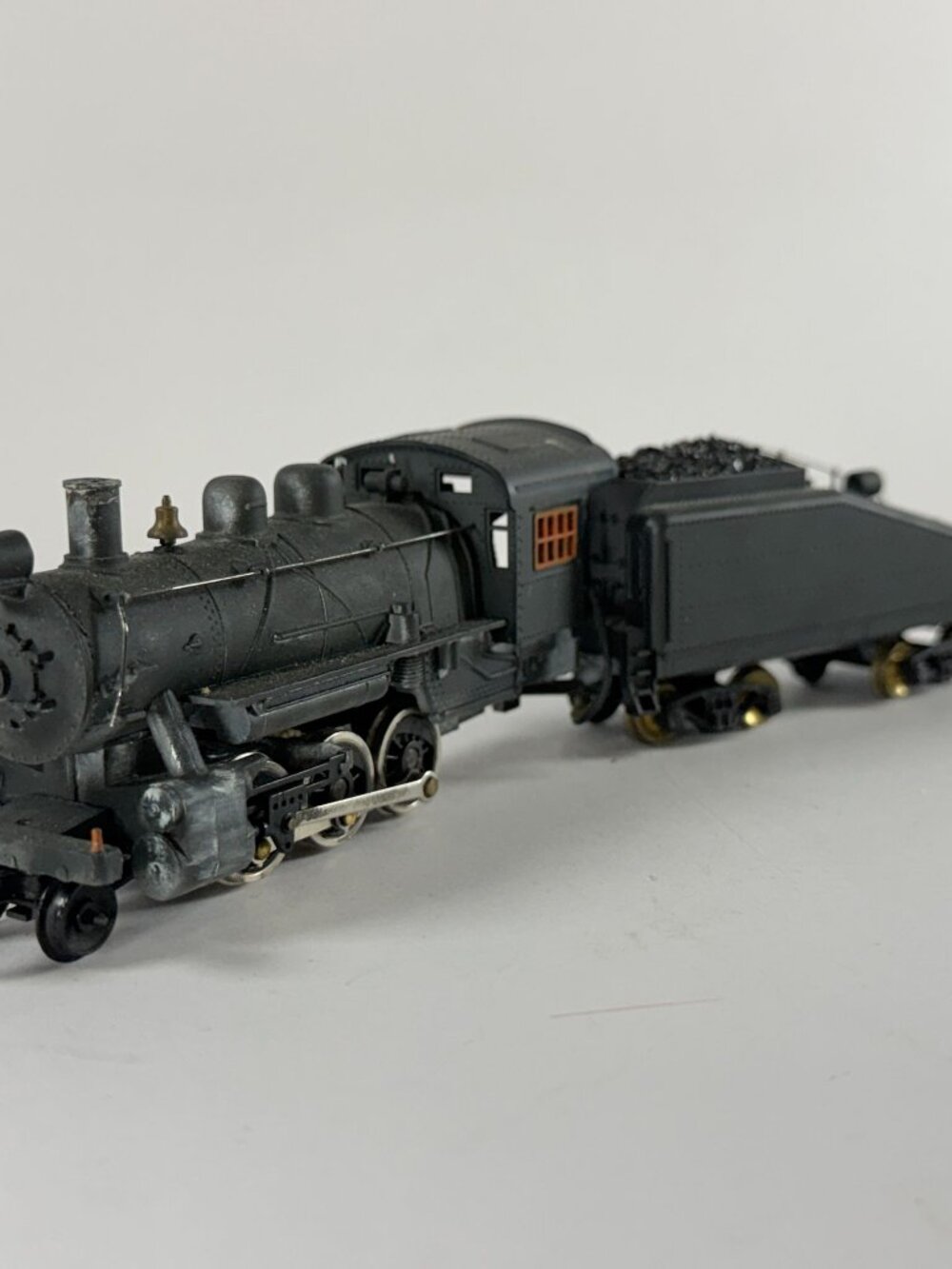 Vintage HO Scale Train Steam Engine Locomotive Coal Tender Runs very Slow